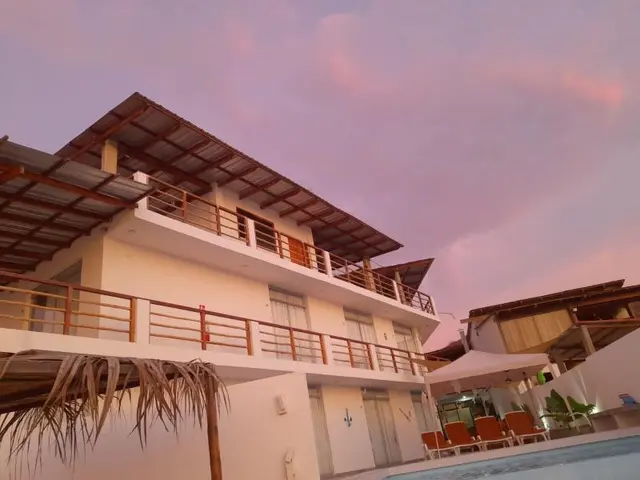Las Fragatas Casa Hotel