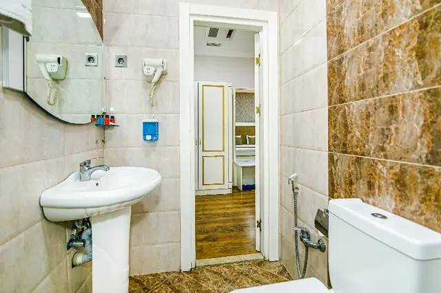 Maris Hotel baku