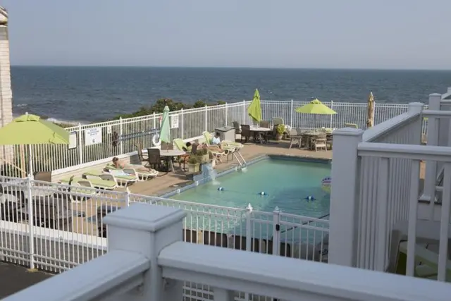 Corsair & Cross Rip Oceanfront Resort