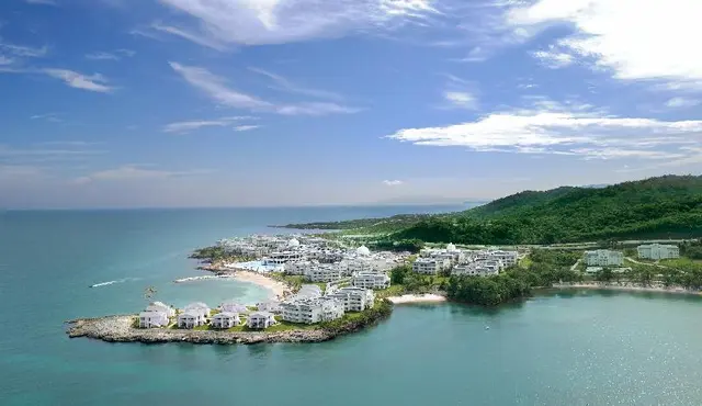 The Signature Level Grand Palladium Lady Hamilton