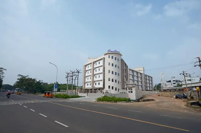 Downtown Business Hotel