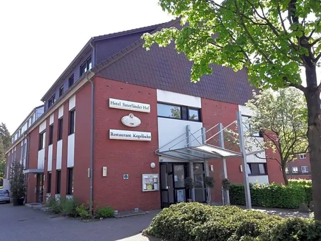 Saterlv§nder Hof