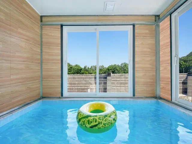 Sokcho Lasso Pool Villa Pension