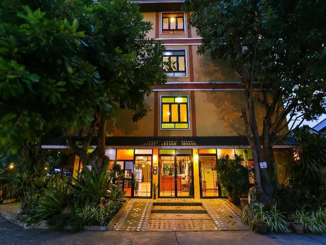 Boonme Heritage Hotel