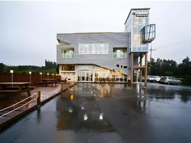 Seogwipo Lacomma Pension