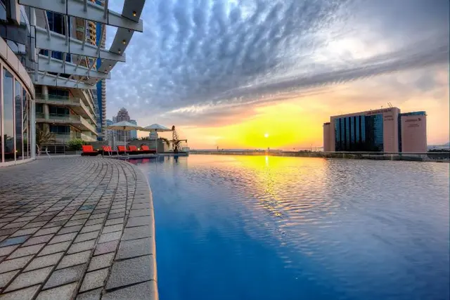 Tamani Marina Hotel and Hotel Apartment