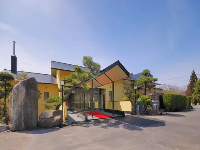 Hakuryuko Resort