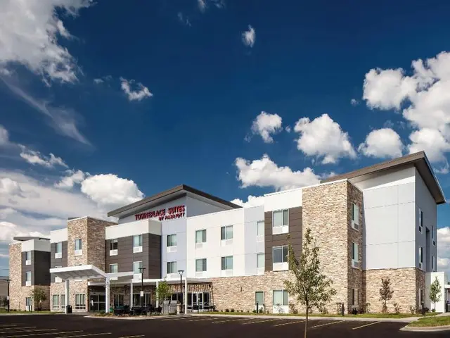 Towneplace Suites By Marriott Milwaukee West Bend