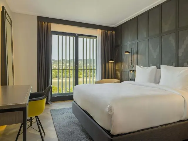 Four Points By Sheraton Budapest Danube