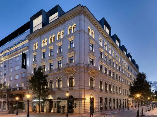 Dorothea Hotel Budapest Autograph Collection