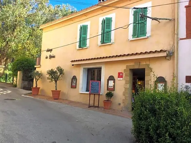 Auberge Des Glycines