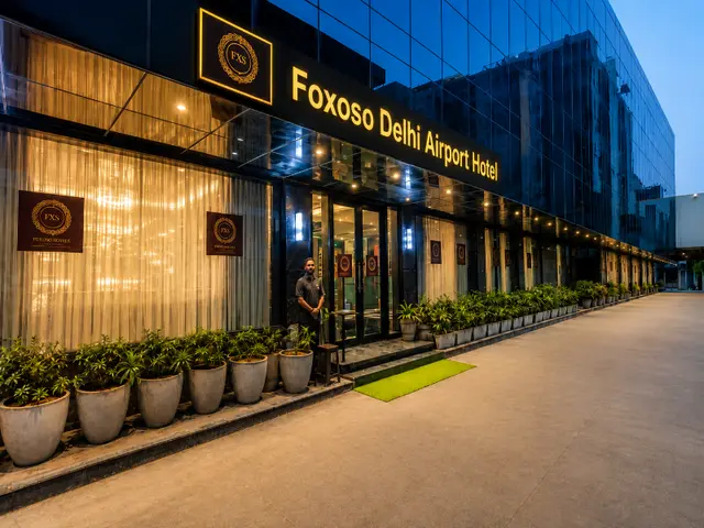Foxoso Hotel Delhi Airport