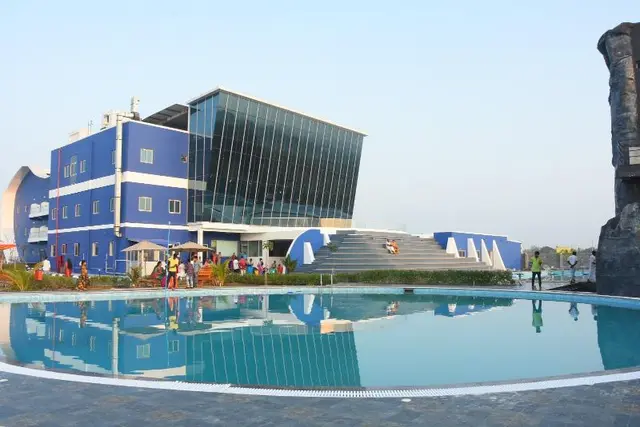 Silver Stone Park Resort