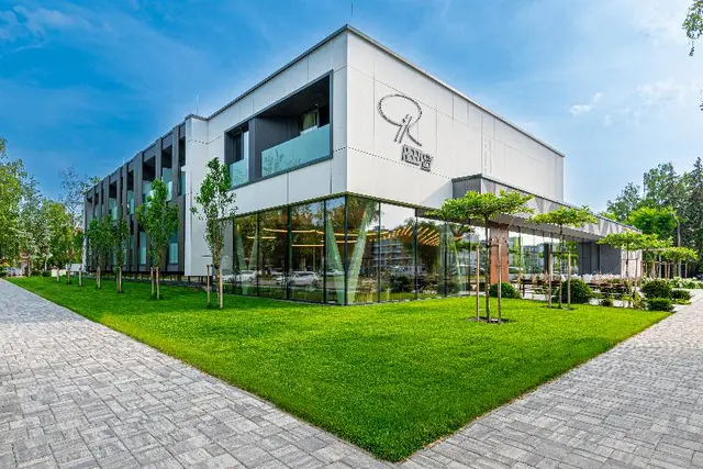 Reed Luxury Hotel & Bistro *****