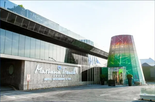 Mariana Trench Hotel & Spa