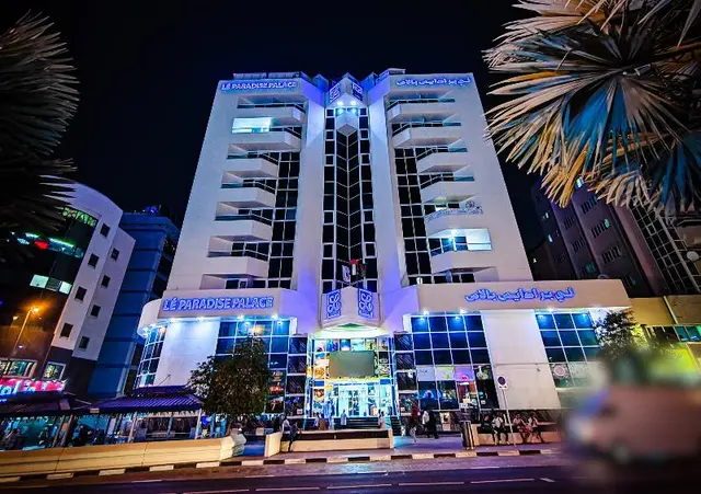 Le Paradise Palace Hotel Llc