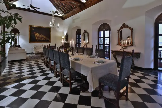 Casa Del Arzobispado Hotel