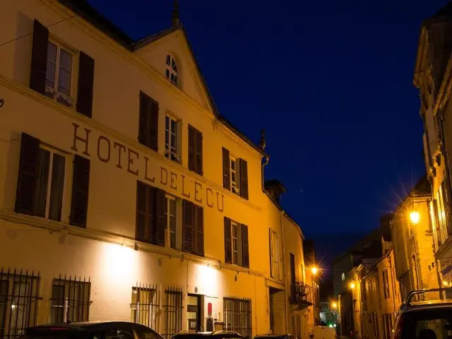 Logis Hv Tel Restaurant De L Ecu