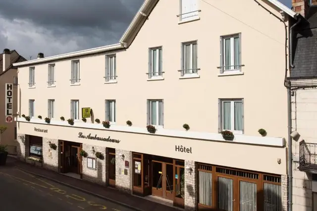 Logis Hotel Les Ambassadeurs