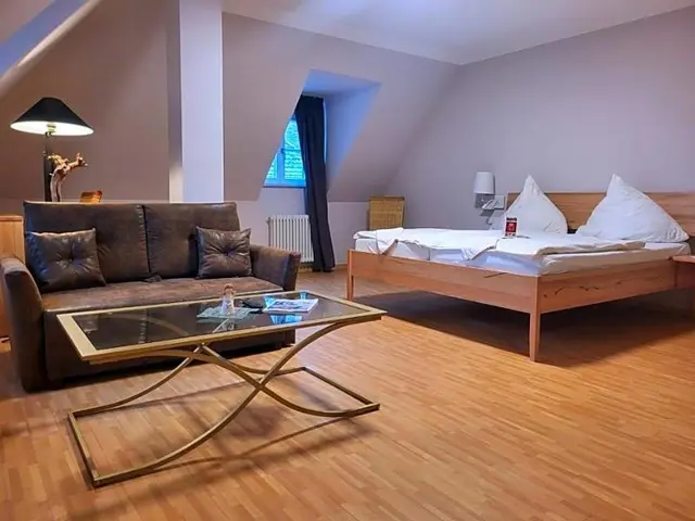 Hotel Cafv Ritter Von Bv Hl