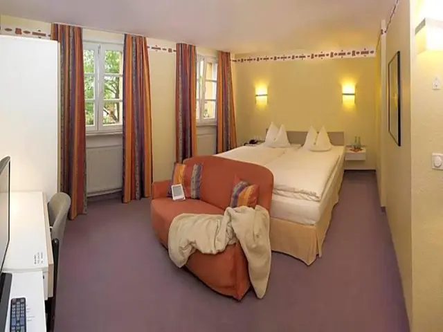 Hotel Restaurant Lohmv Hle