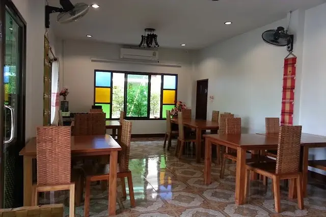 Sawadeelanna Hotel