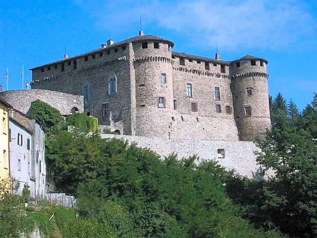 Castello Di Compiano Hotel Relais Museum