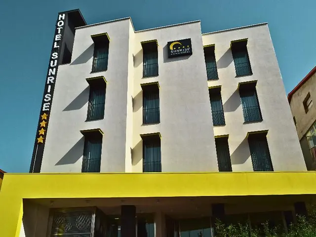 Sunrise Hotel
