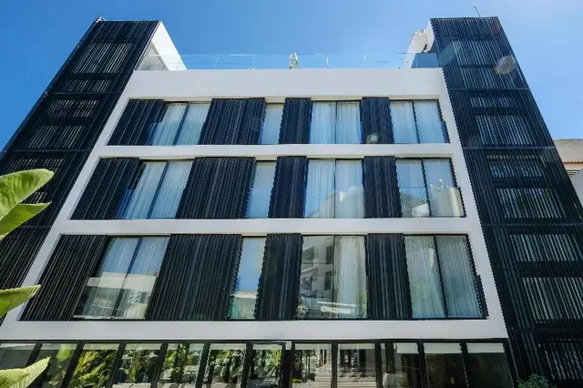 Azuline Hotel M