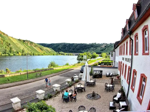 Hotel Weingut Moselloreley