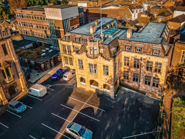 Arundell Hotel