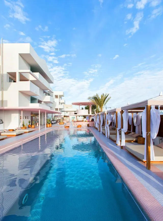 Paradiso Art Hotel