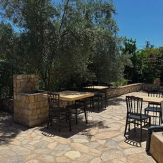 Lb Boutique Hotel