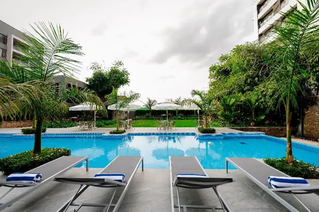 Trademark Suites At Enaki Town