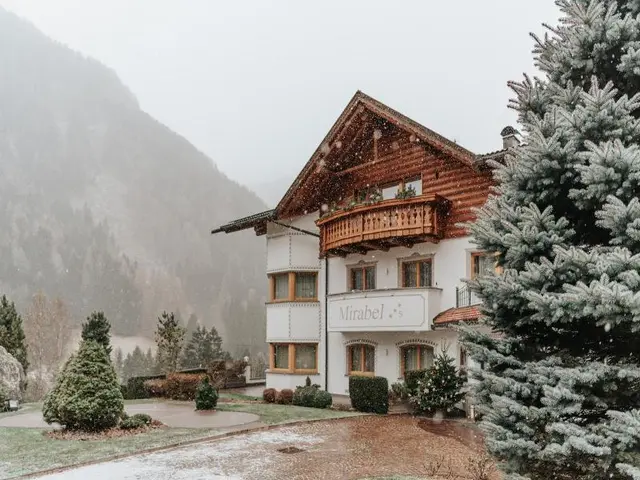 Garni Hotel Mirabel