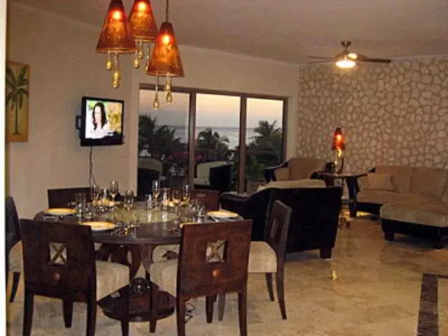 Encanto Corto Maltes Ocean Front