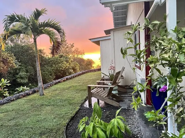Mango Sunset Bed And Breakfast