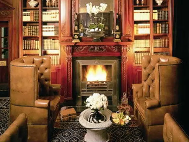 Hotel 41
