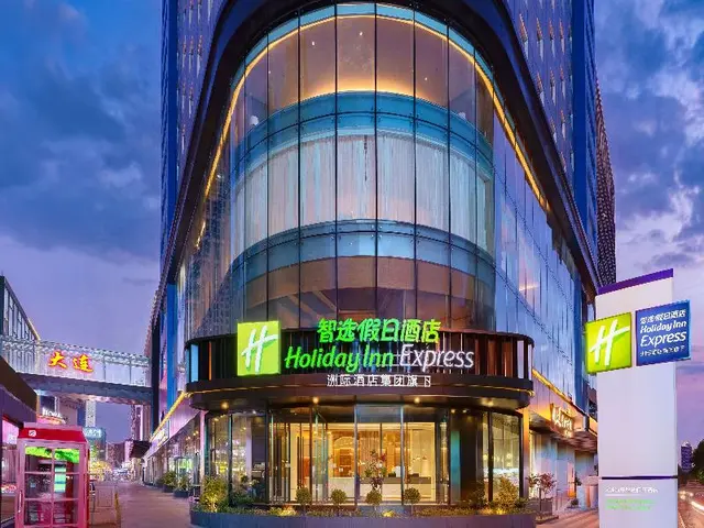Holiday Inn Express Dalian City Center
