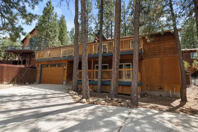 Bear Claw Cabin