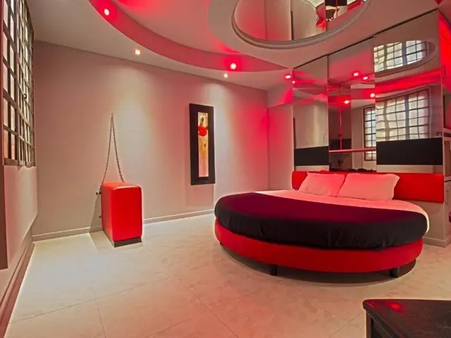 Silk Motel