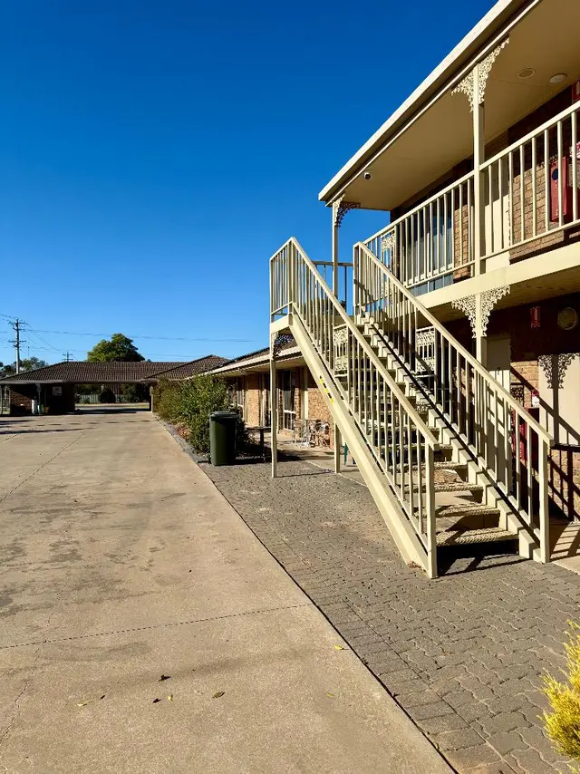 Darling Junction Motor Inn