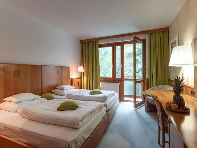 Hotel Restaurant Sv Drast Dreilv Ndereck