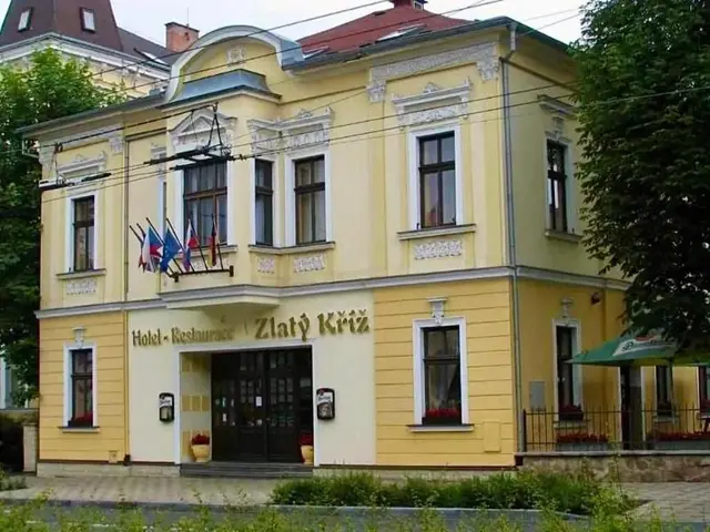 Hotel Zlatvo K Ov