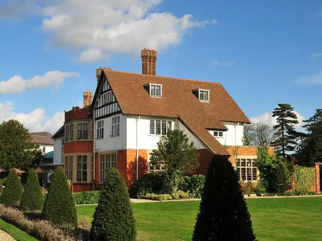 Greenwoods Hotel Spa