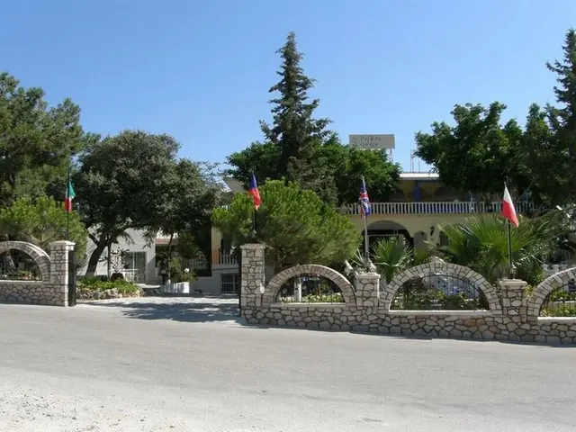 Pefkos Garden