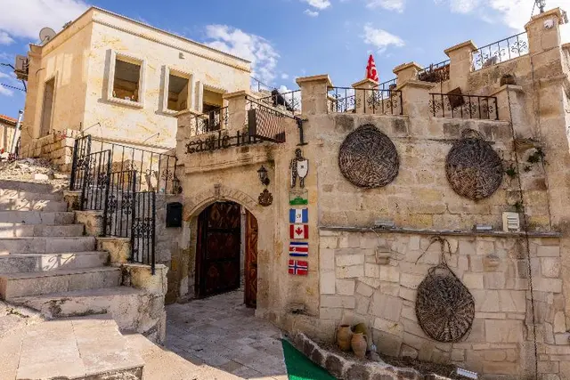 Castle Suit Hotel