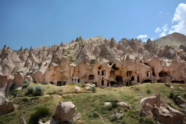 Seki Cave Suites