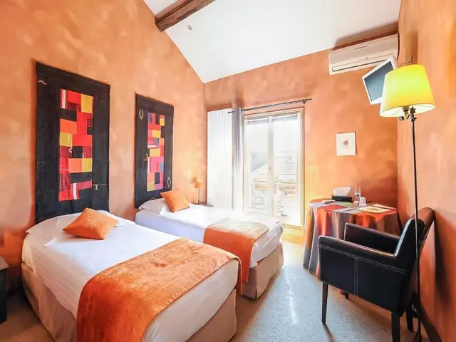 Hotel Les Glycines