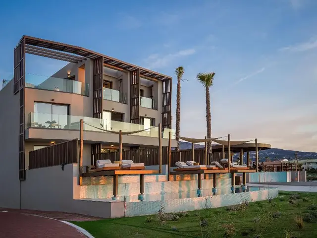 Nalu Resort And Spa